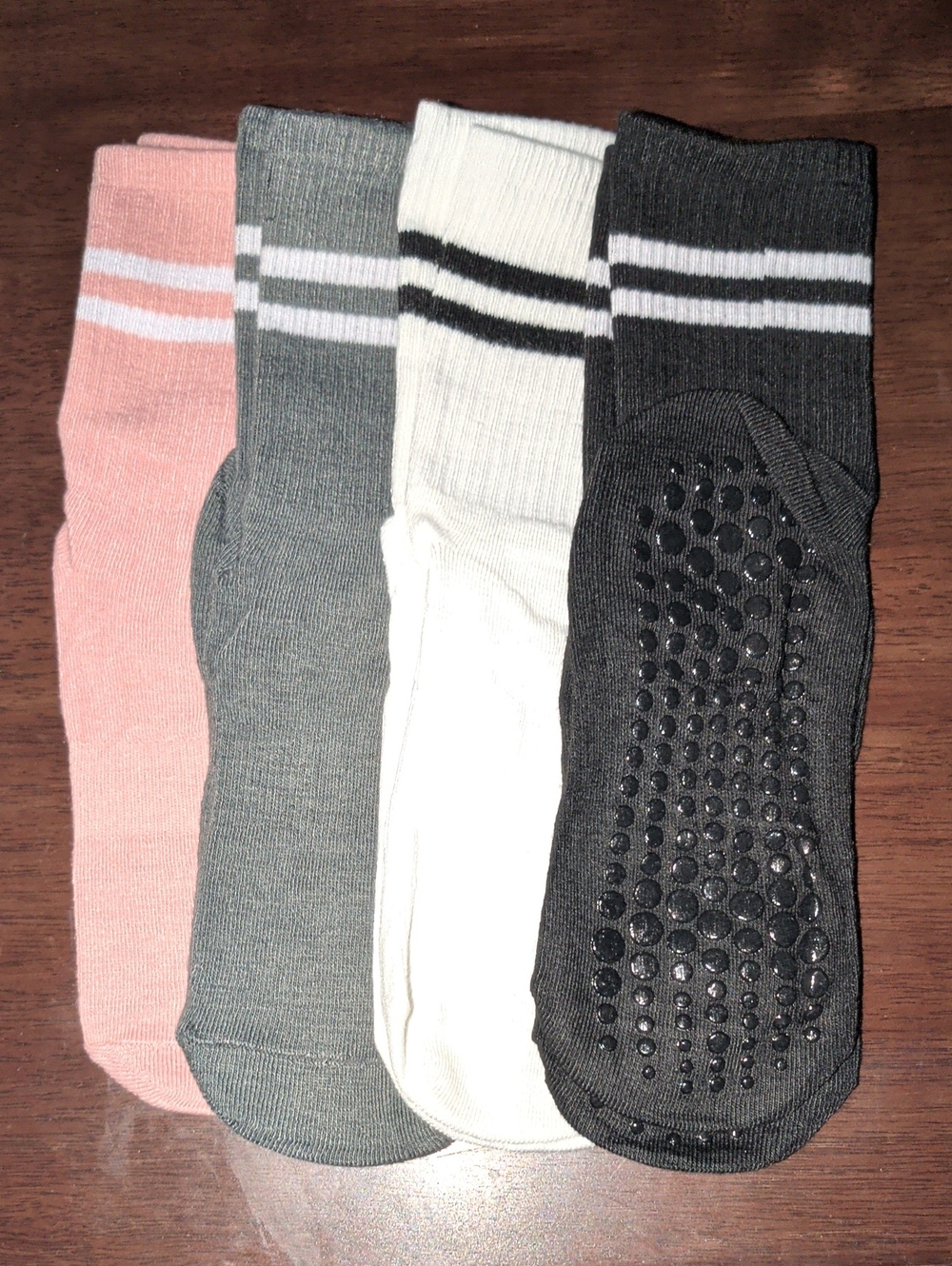 Girls Athletic Non-Slip Crew Socks - Pink, Gray, White, Black